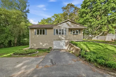 85 Whitney Avenue Manchester NH 03104
