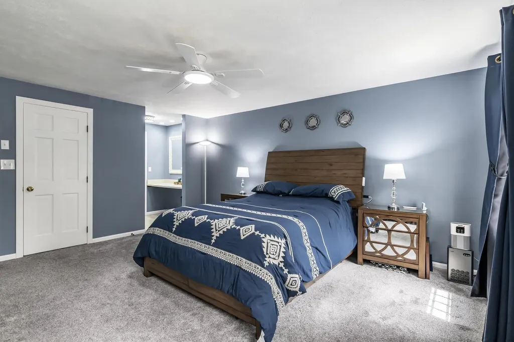 4 Cherokee Court Londonderry NH 03053
