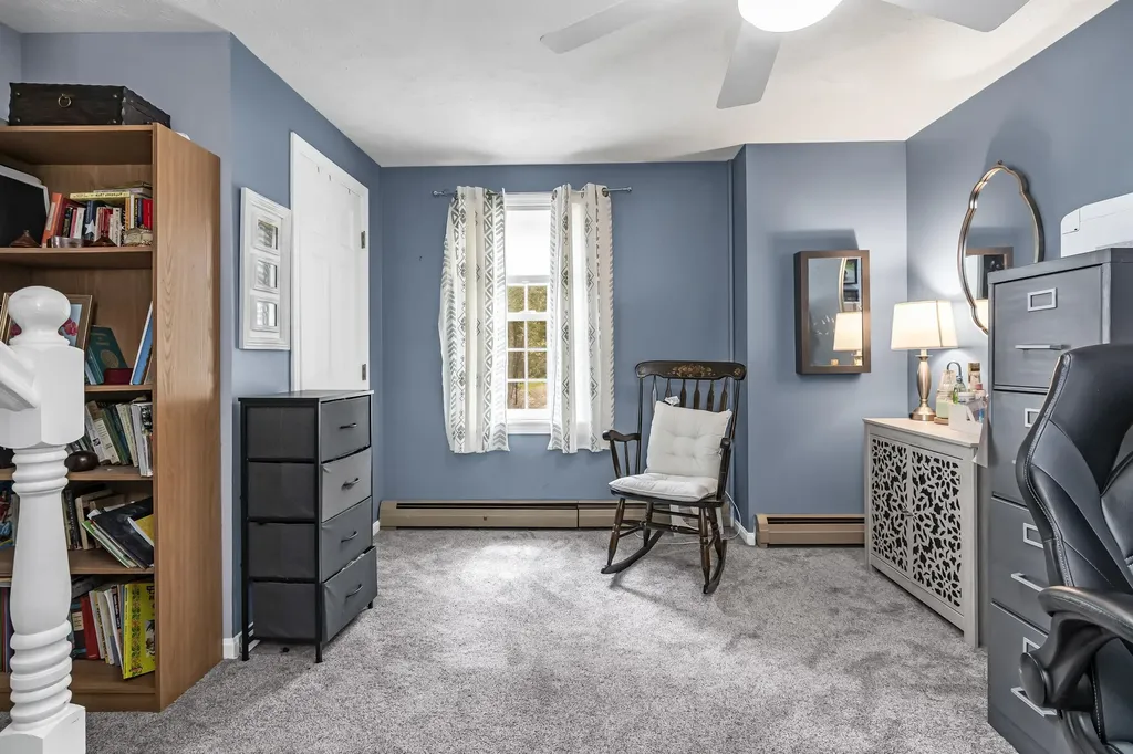 4 Cherokee Court Londonderry NH 03053