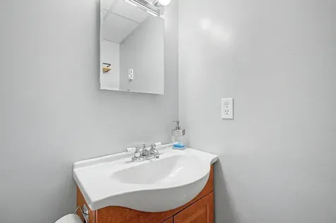 46 Wilmot Center Road New London NH 03257