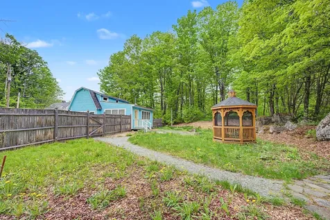 46 Wilmot Center Road New London NH 03257