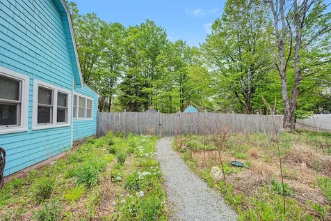 46 Wilmot Center Road New London NH 03257