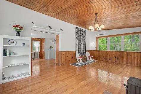 46 Wilmot Center Road New London NH 03257