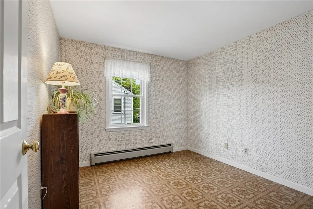 68 Emerald Street Manchester NH 03103
