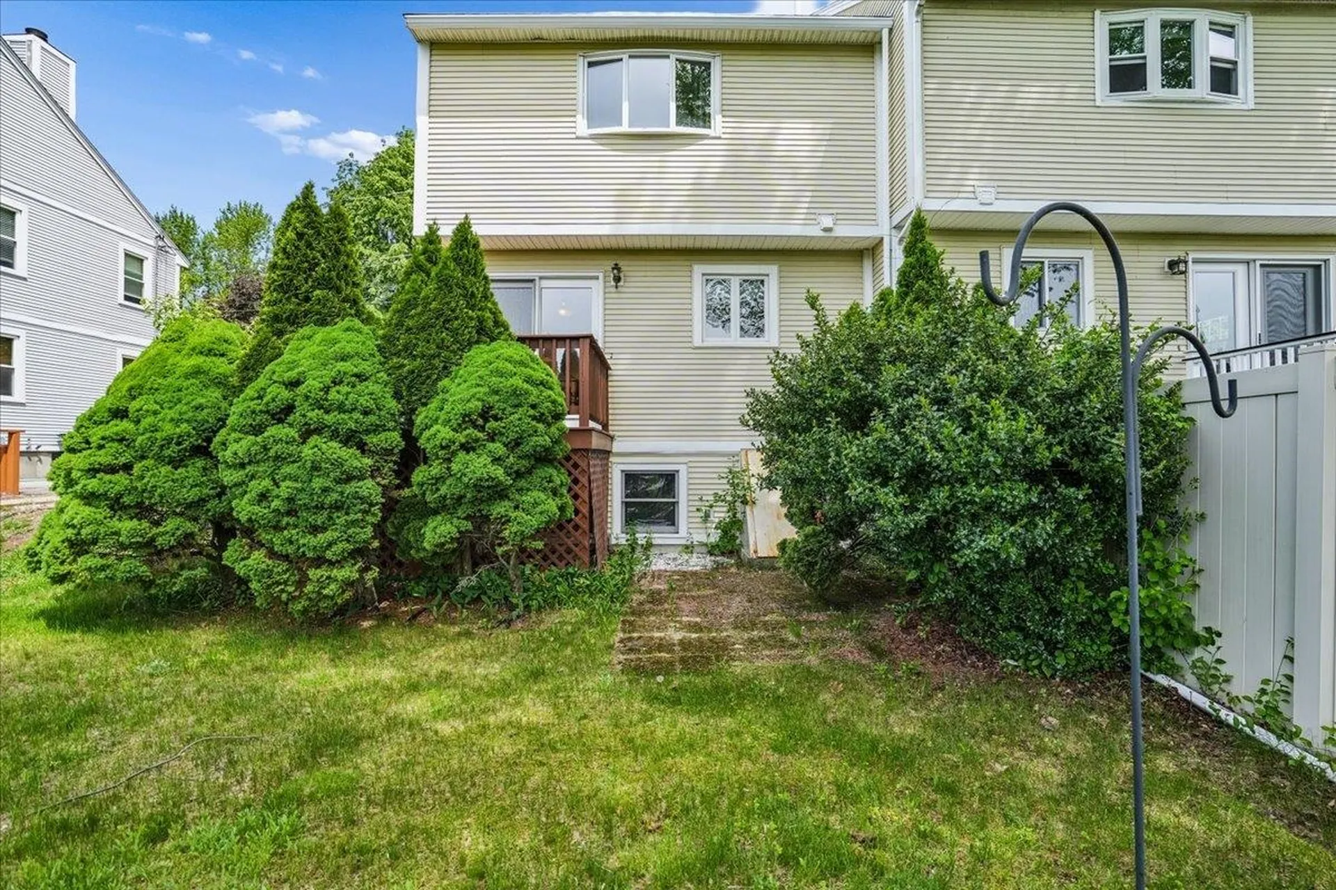 68 Emerald Street Manchester NH 03103