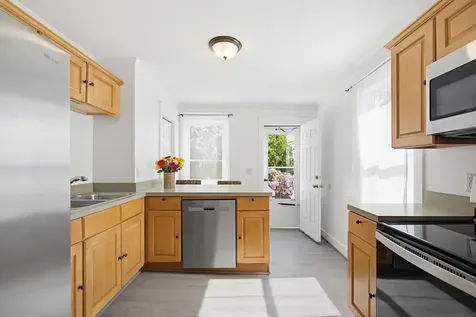 30 South Pine Street Dover NH 03820
