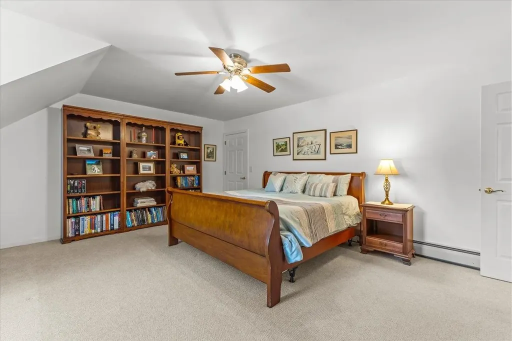 26 Peacham Lane Essex VT 05452