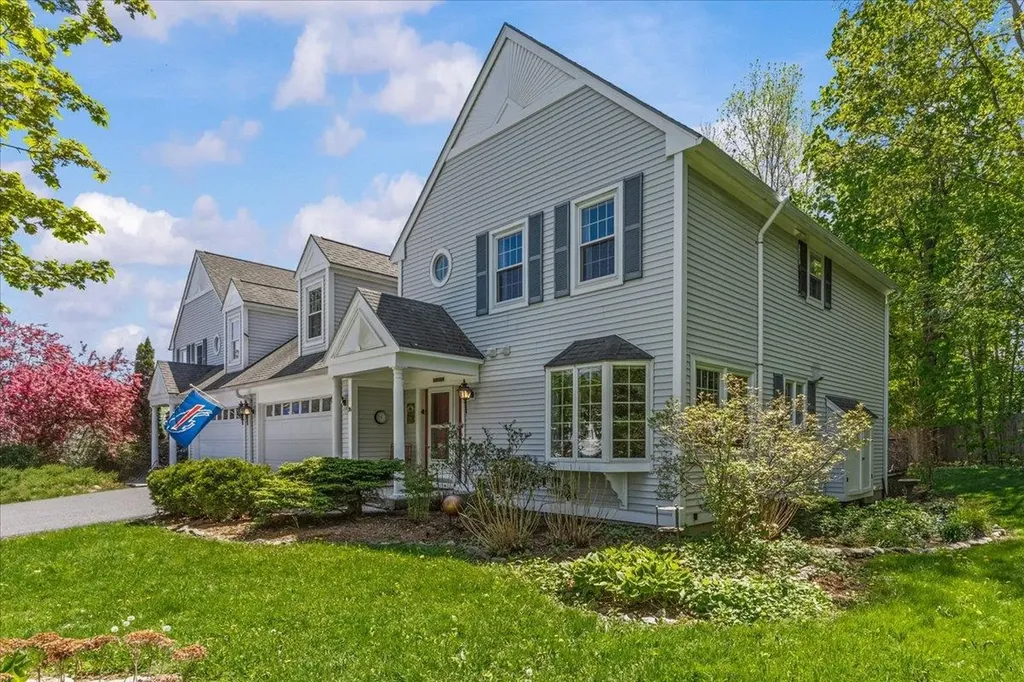 26 Peacham Lane Essex VT 05452