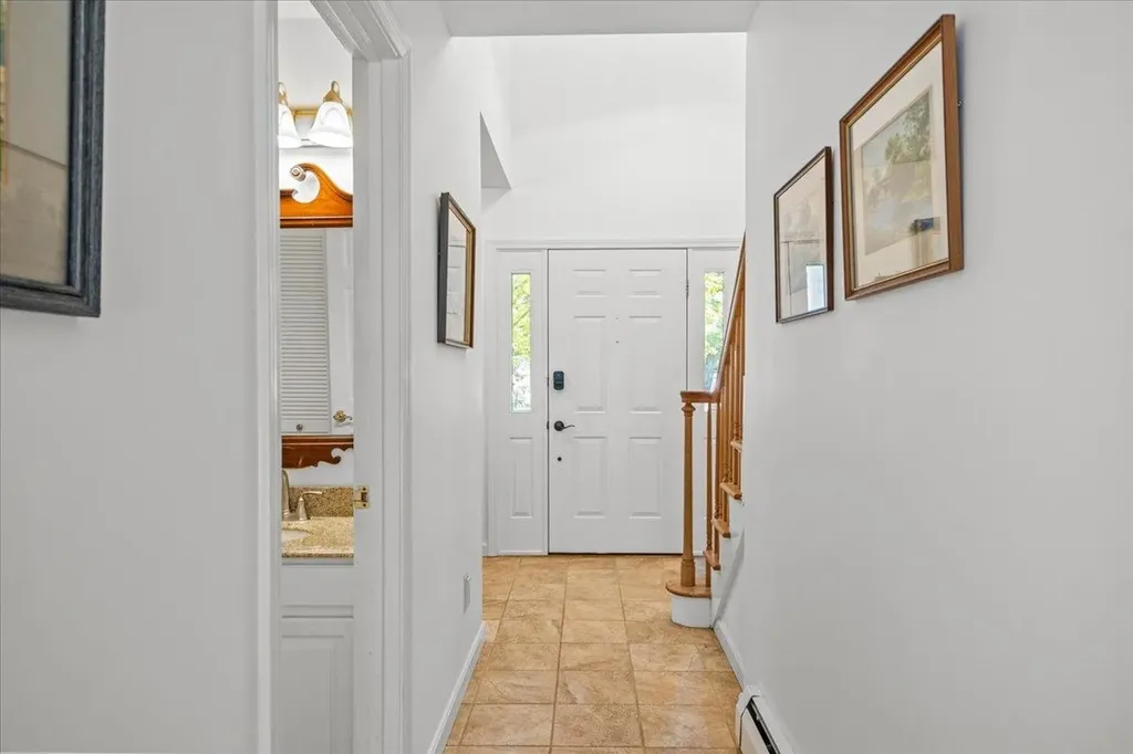 26 Peacham Lane Essex VT 05452