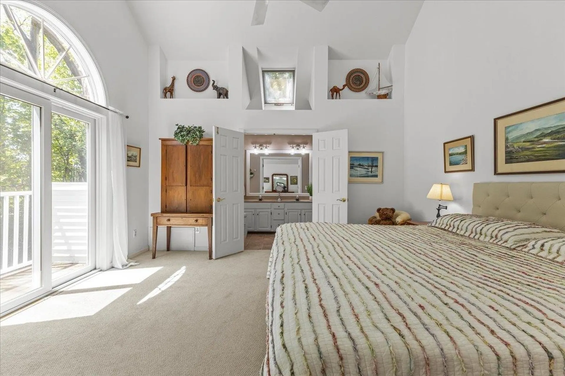 26 Peacham Lane Essex VT 05452
