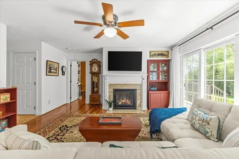 26 Peacham Lane Essex VT 05452