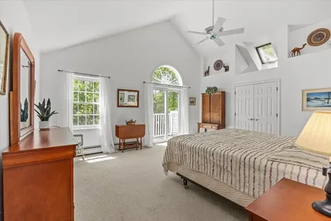 26 Peacham Lane Essex VT 05452