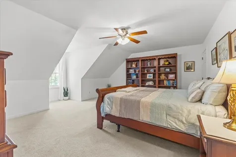 26 Peacham Lane Essex VT 05452