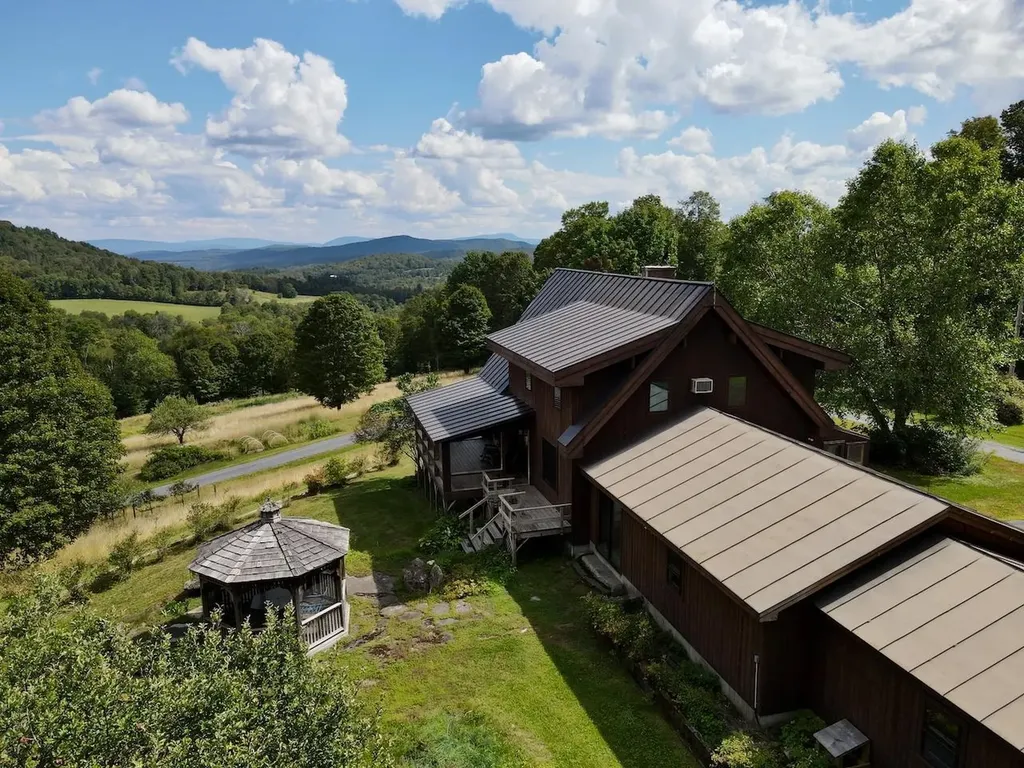 2208 Backway Road Corinth VT 05039