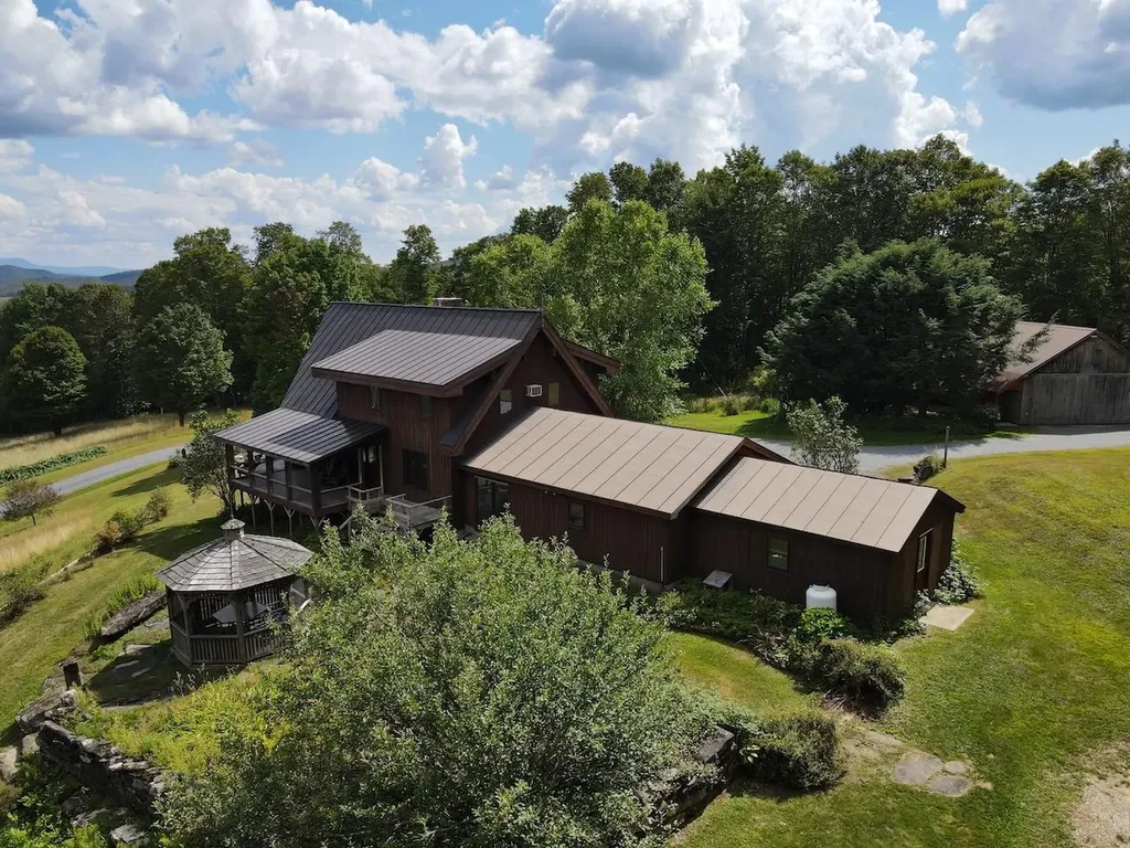 2208 Backway Road Corinth VT 05039