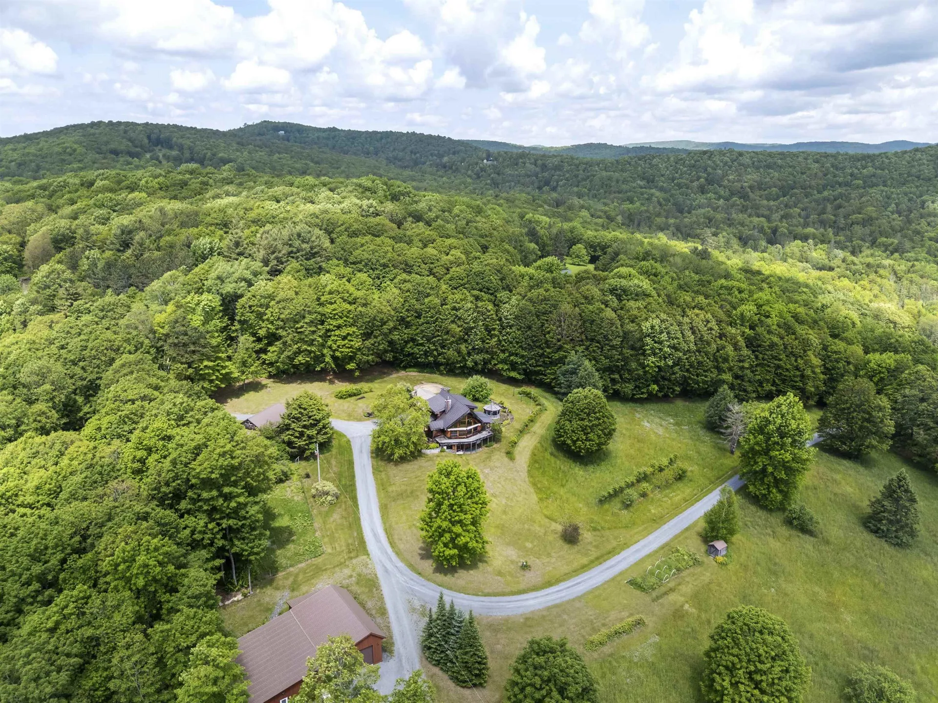 2208 Backway Road Corinth VT 05039