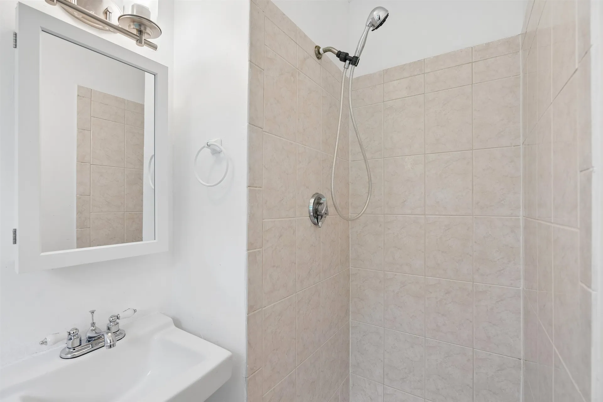 5 Granger Circle Hanover NH 03755