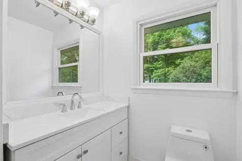 5 Granger Circle Hanover NH 03755