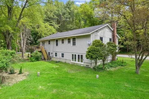 5 Granger Circle Hanover NH 03755