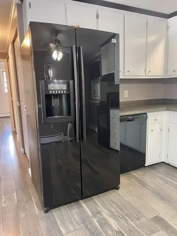 14 Charlton Circle Nashua NH 03060