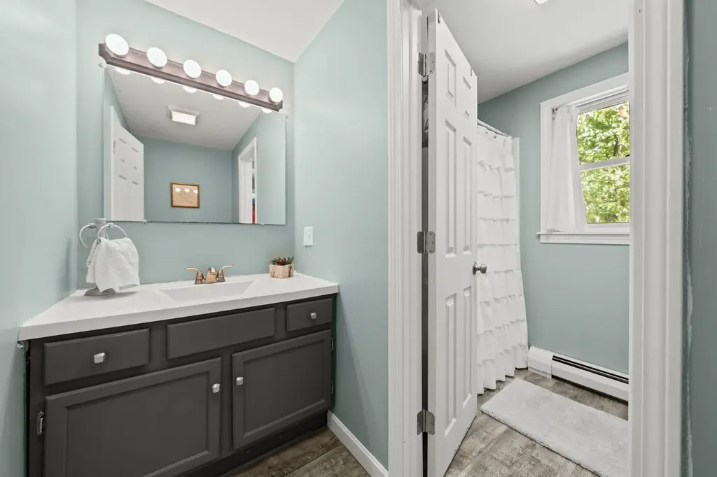 59 Amherst Drive Derry NH 03038