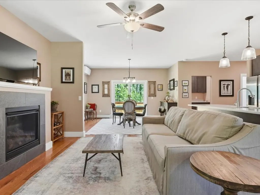 54 Bronson Lane Colchester VT 05446