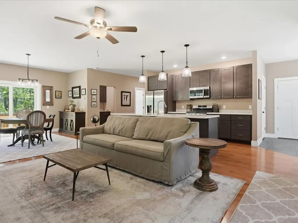 54 Bronson Lane Colchester VT 05446
