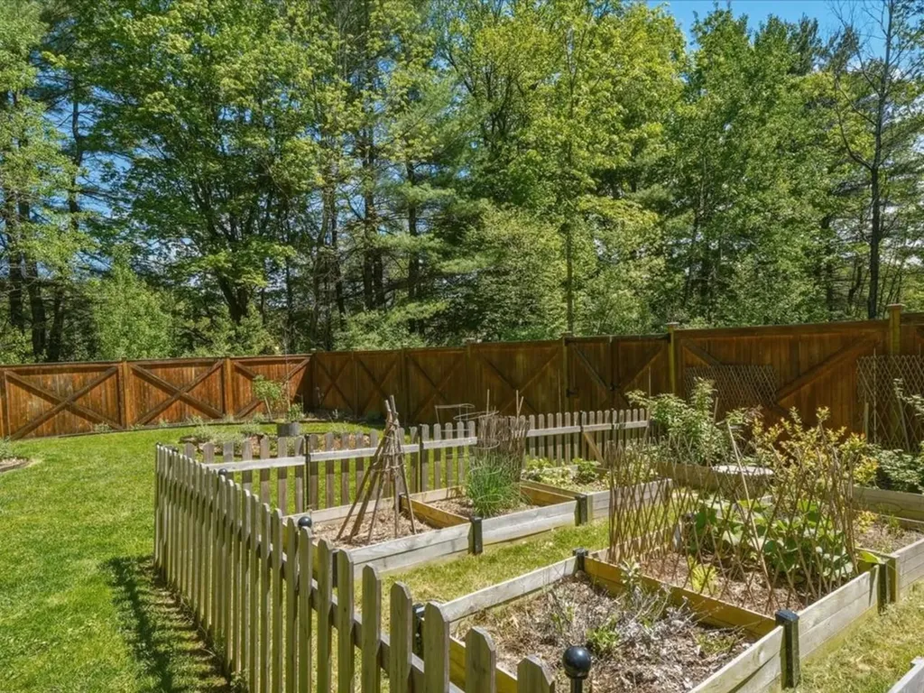54 Bronson Lane Colchester VT 05446