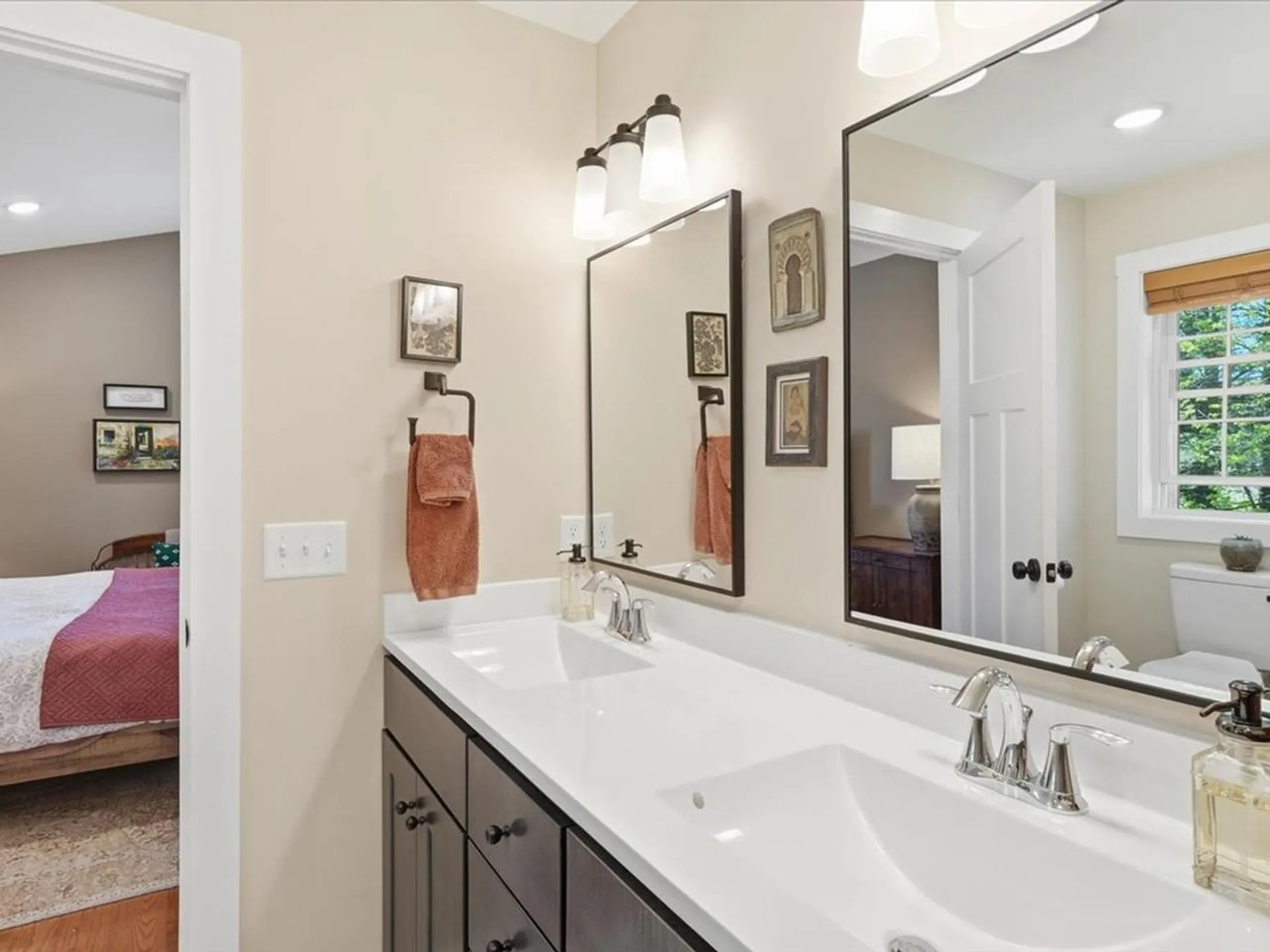 54 Bronson Lane Colchester VT 05446
