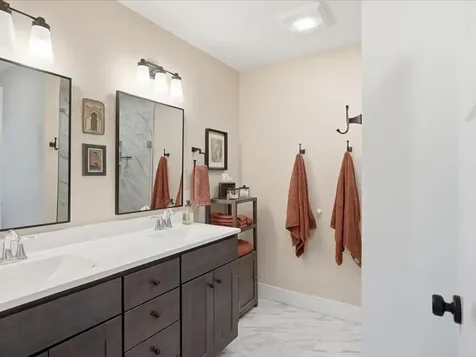 54 Bronson Lane Colchester VT 05446
