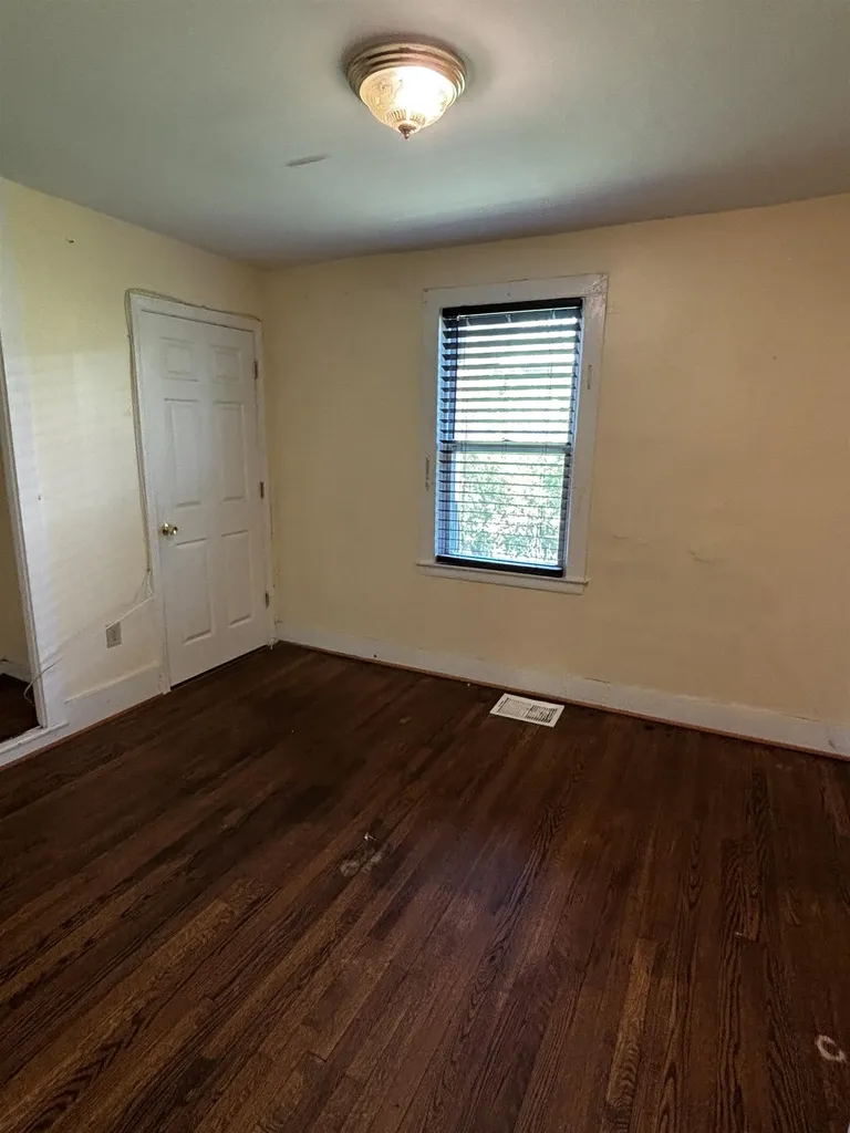 23 Ashuelot Street Winchester NH 03470