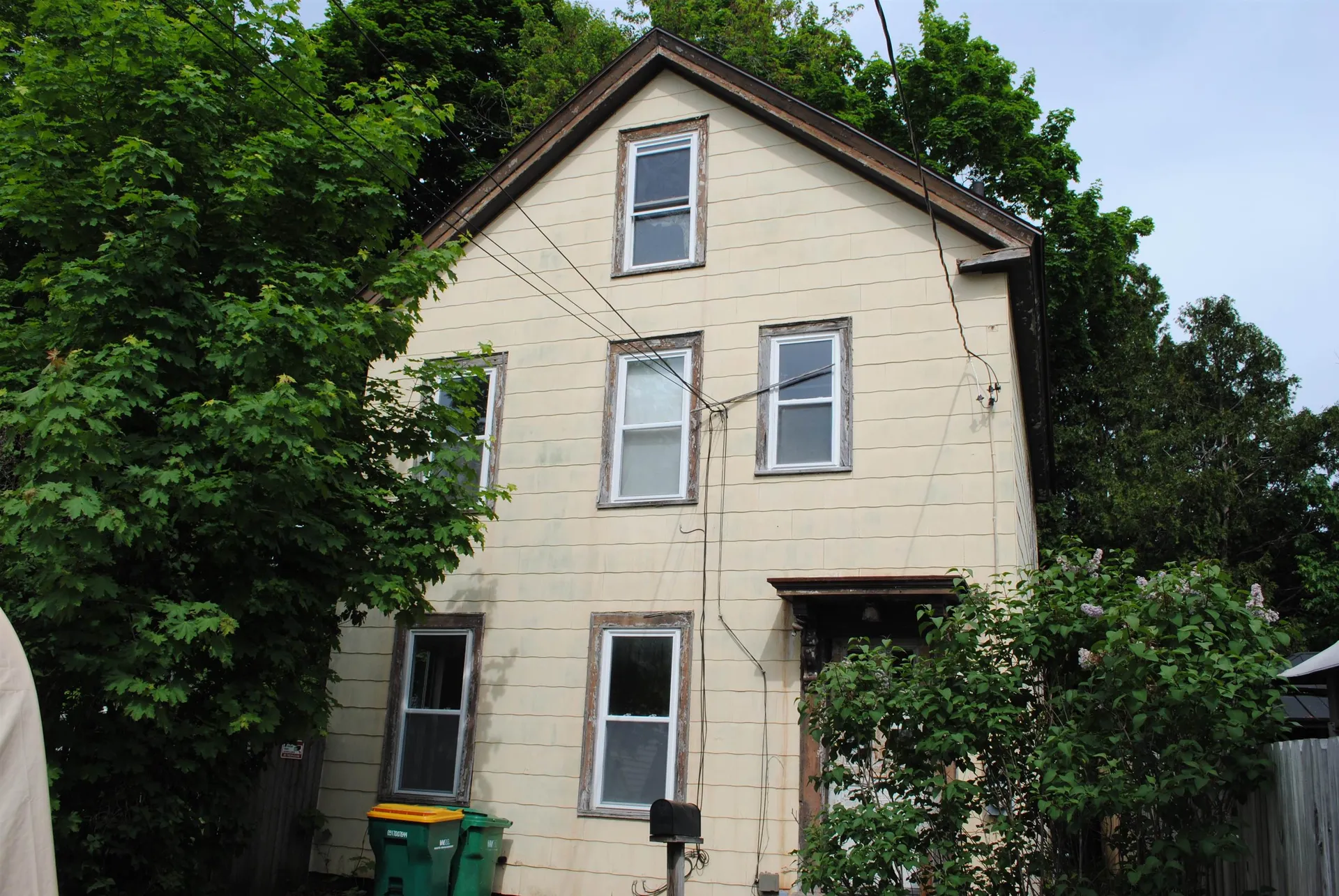 19 Pine Street Rochester NH 03867