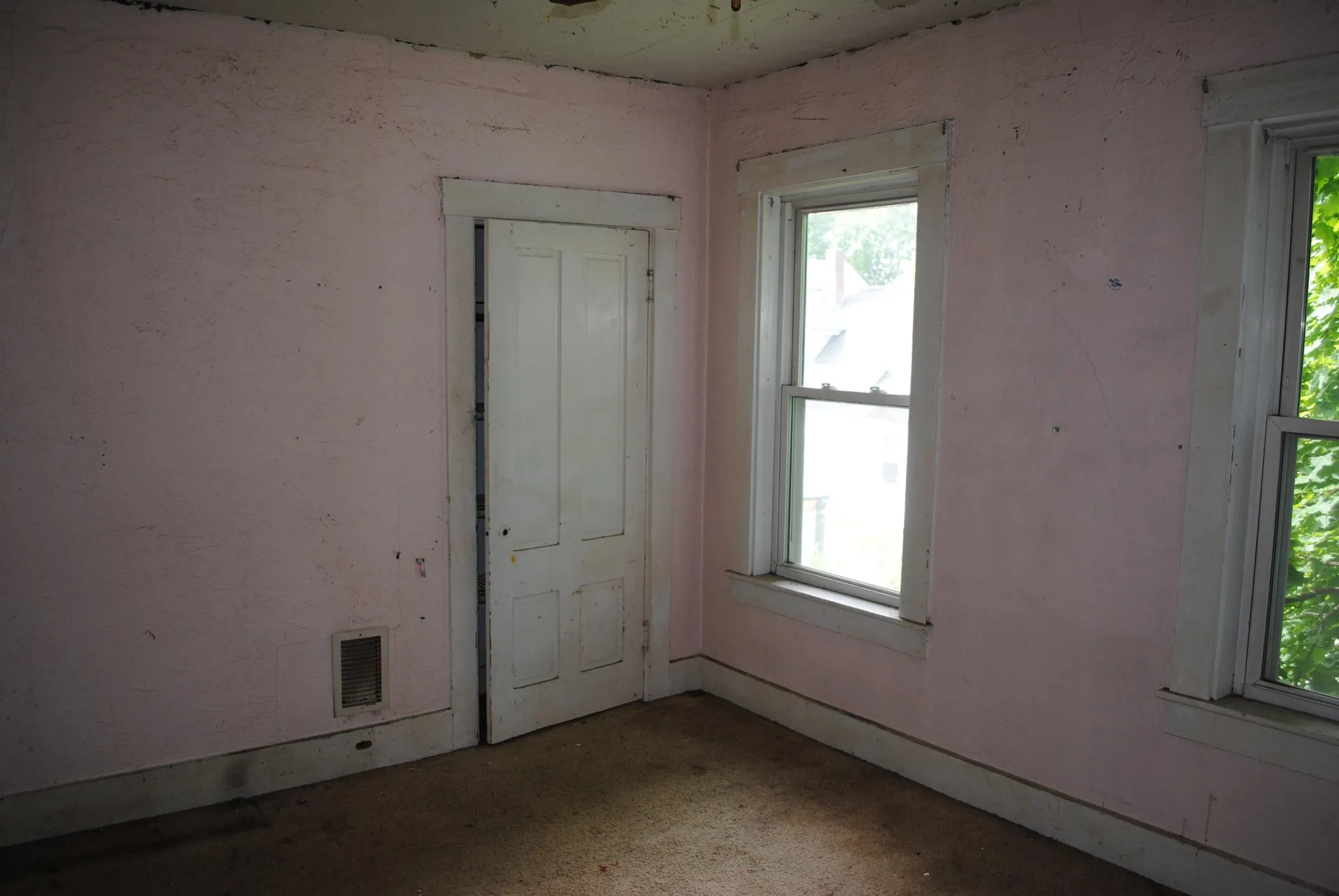 19 Pine Street Rochester NH 03867