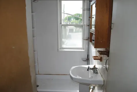 19 Pine Street Rochester NH 03867