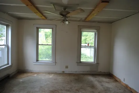 19 Pine Street Rochester NH 03867