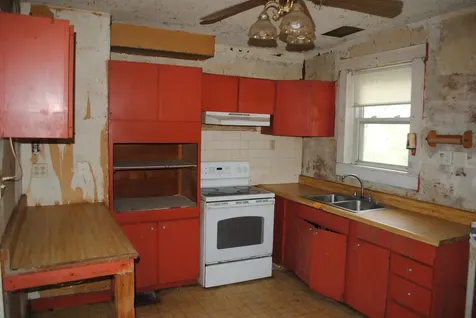 19 Pine Street Rochester NH 03867