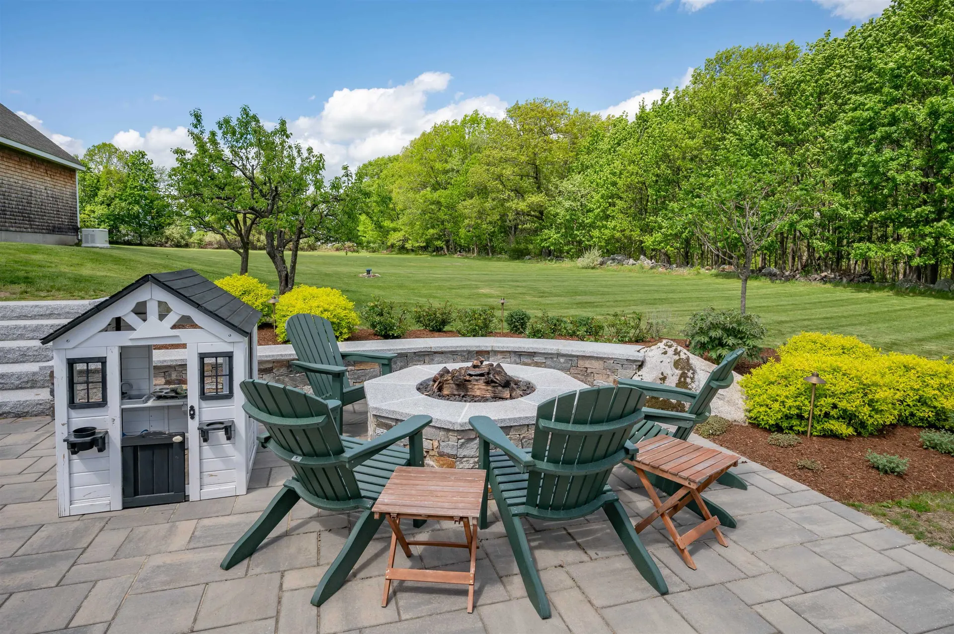 105 Chestnut Hill Road Amherst NH 03031