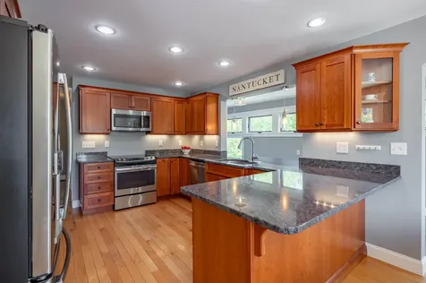 105 Chestnut Hill Road Amherst NH 03031