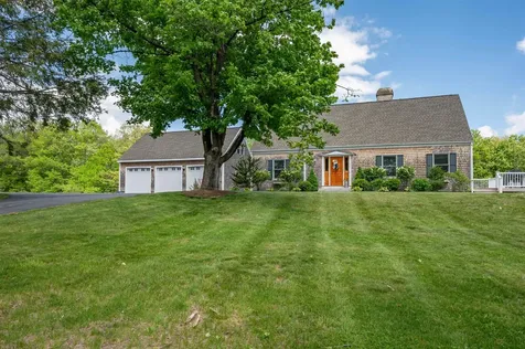 105 Chestnut Hill Road Amherst NH 03031