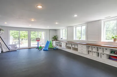 105 Chestnut Hill Road Amherst NH 03031