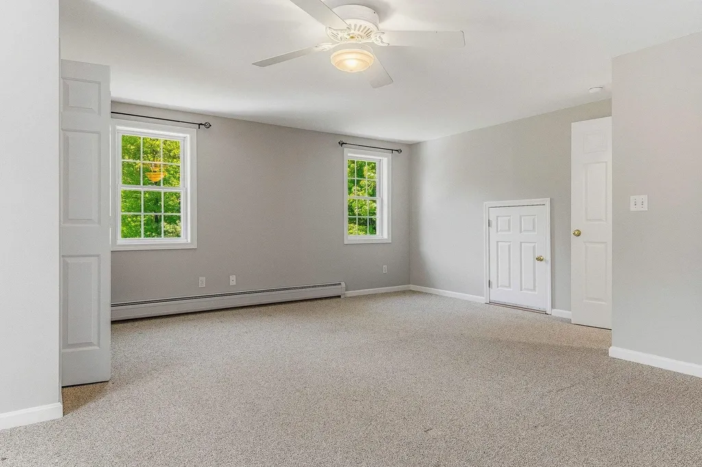 137 Ash Swamp Road Newmarket NH 03857