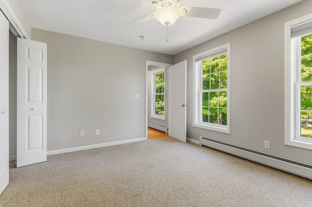 137 Ash Swamp Road Newmarket NH 03857