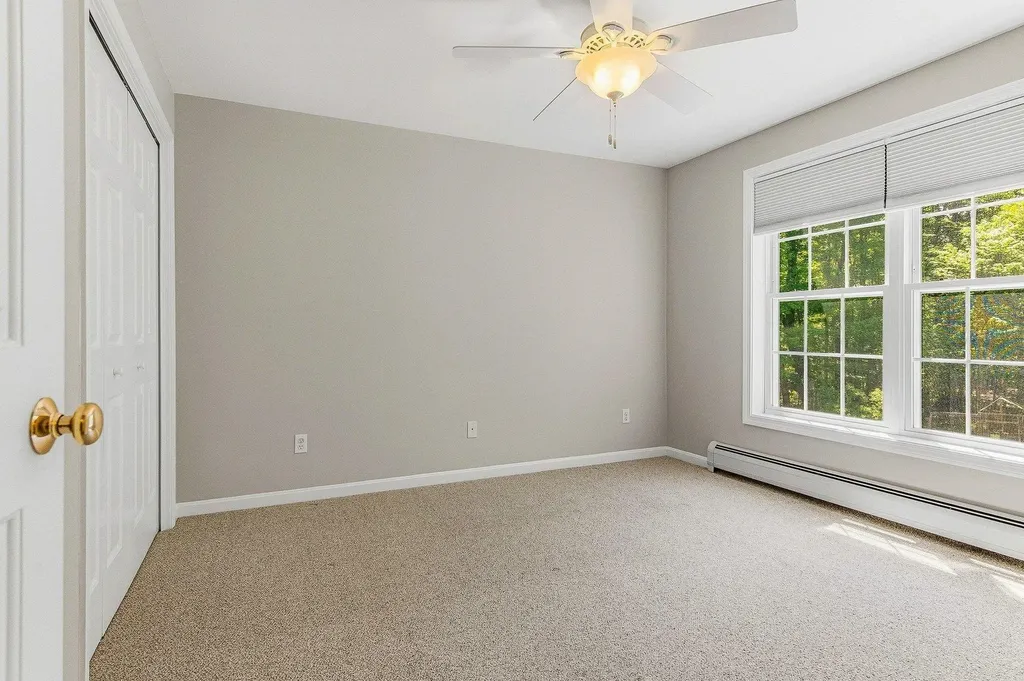 137 Ash Swamp Road Newmarket NH 03857