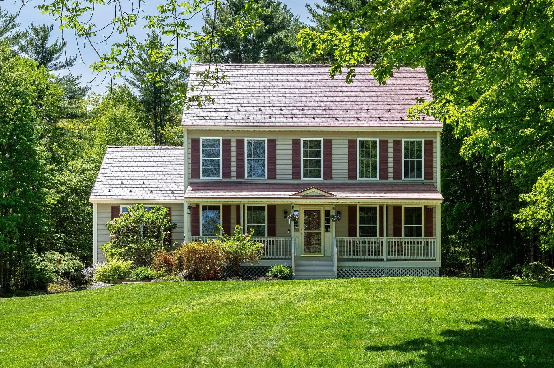 137 Ash Swamp Road Newmarket NH 03857
