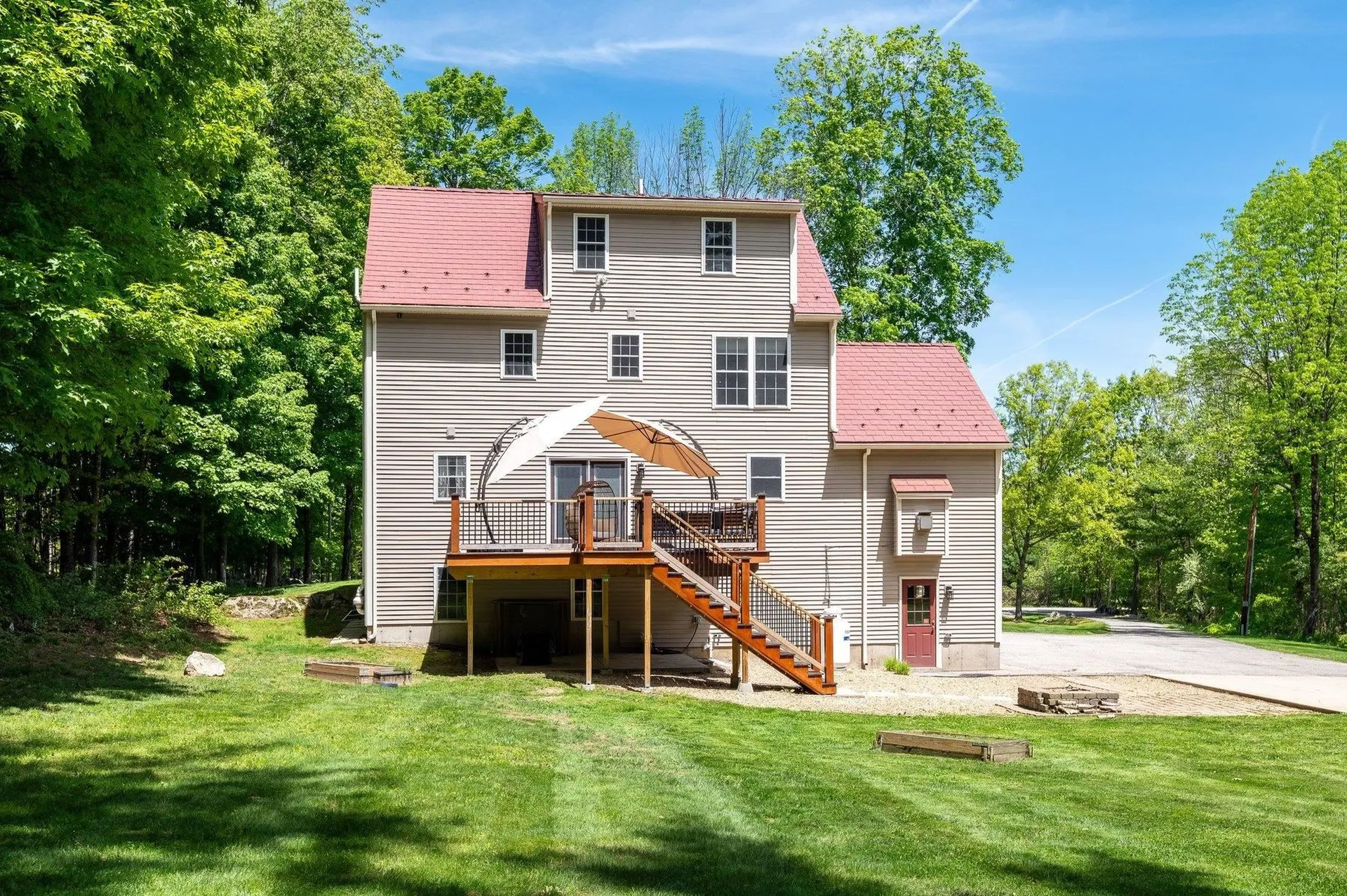 137 Ash Swamp Road Newmarket NH 03857