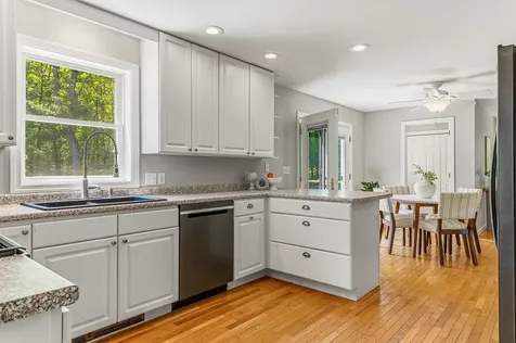 137 Ash Swamp Road Newmarket NH 03857