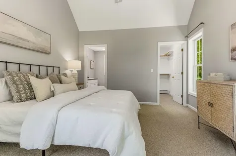 137 Ash Swamp Road Newmarket NH 03857