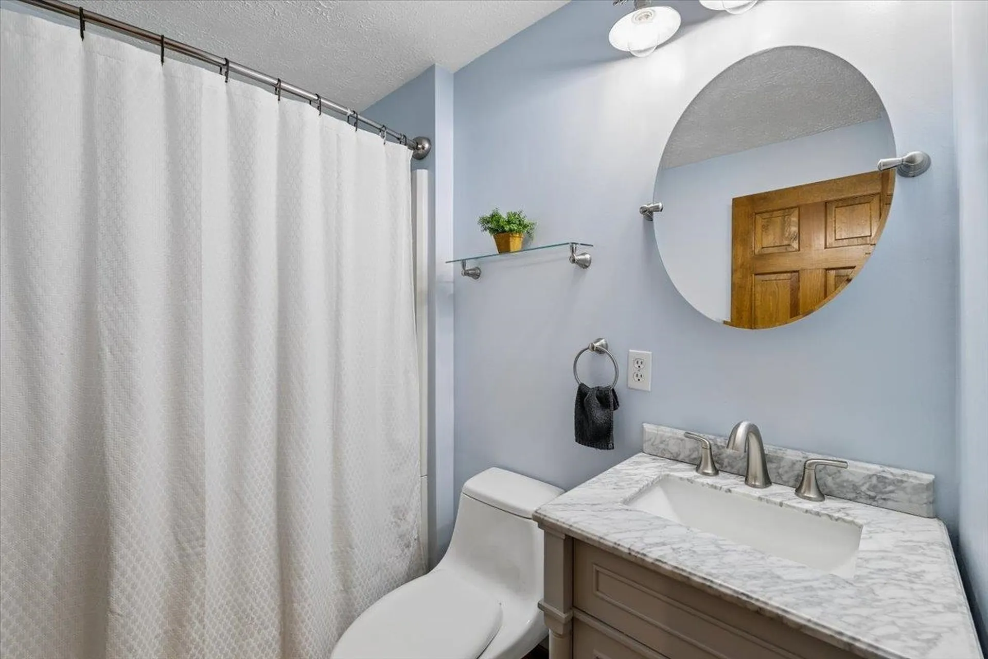 186 Woodhill Hooksett Road Bow NH 03304