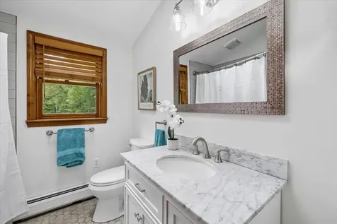 186 Woodhill Hooksett Road Bow NH 03304