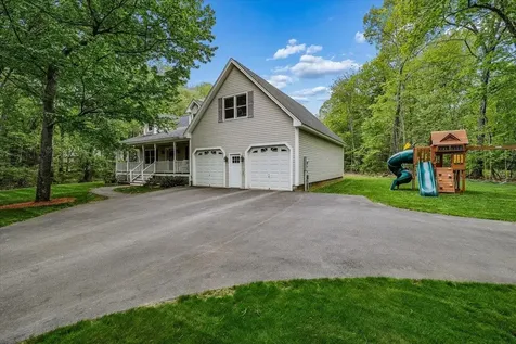 186 Woodhill Hooksett Road Bow NH 03304
